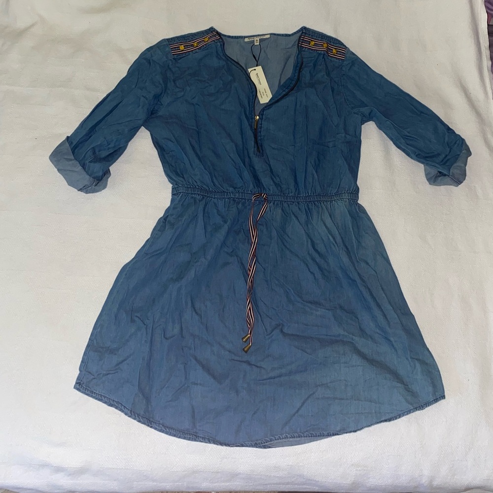 Speed Control New York Dress